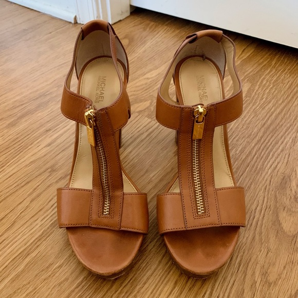 MICHAEL KORS - Picture 1 of 4